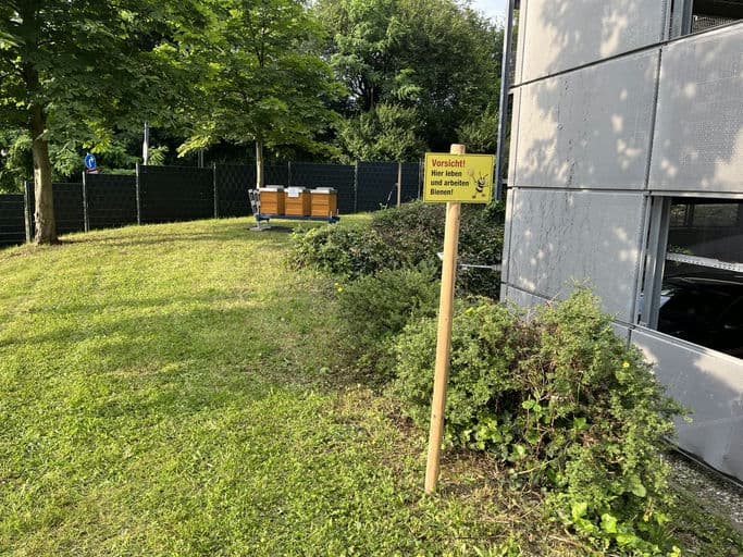 QVC Handel S.à r.l. & Co. KG 2