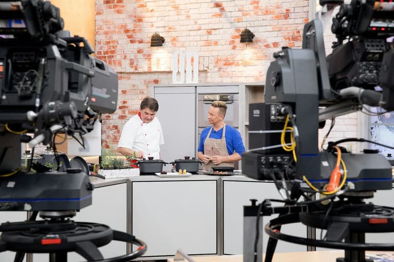 QVC Handel S.à r.l. & Co. KG 3