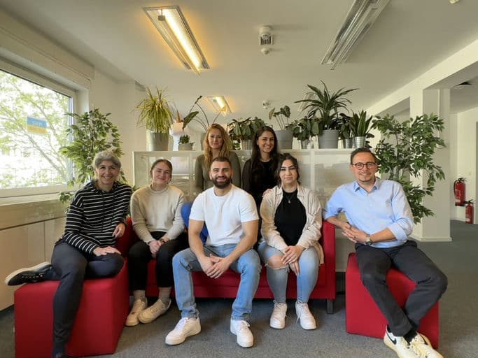 Verifino GmbH & Co. KG 1